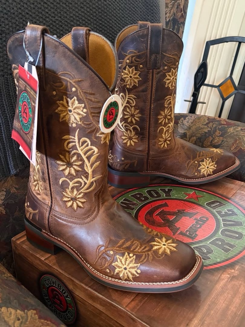 Laredo Brown Western Cowboy Boots with Yellow Embroidery - Picture 2 of 4